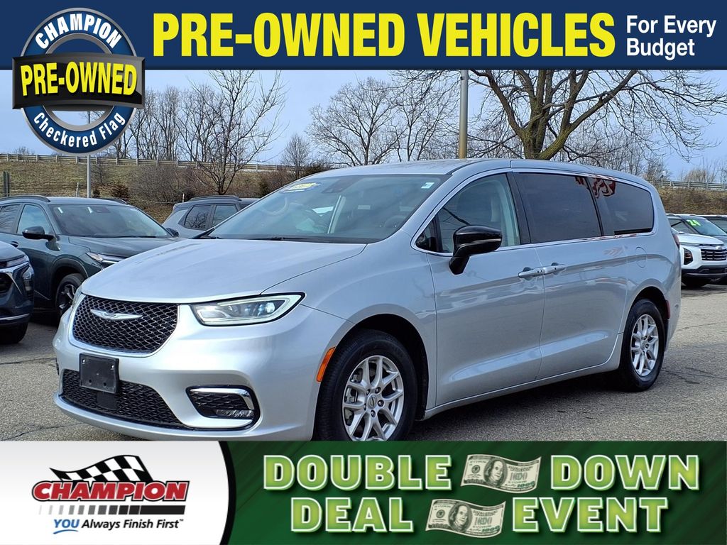 2024 Chrysler Pacifica Touring L FWD