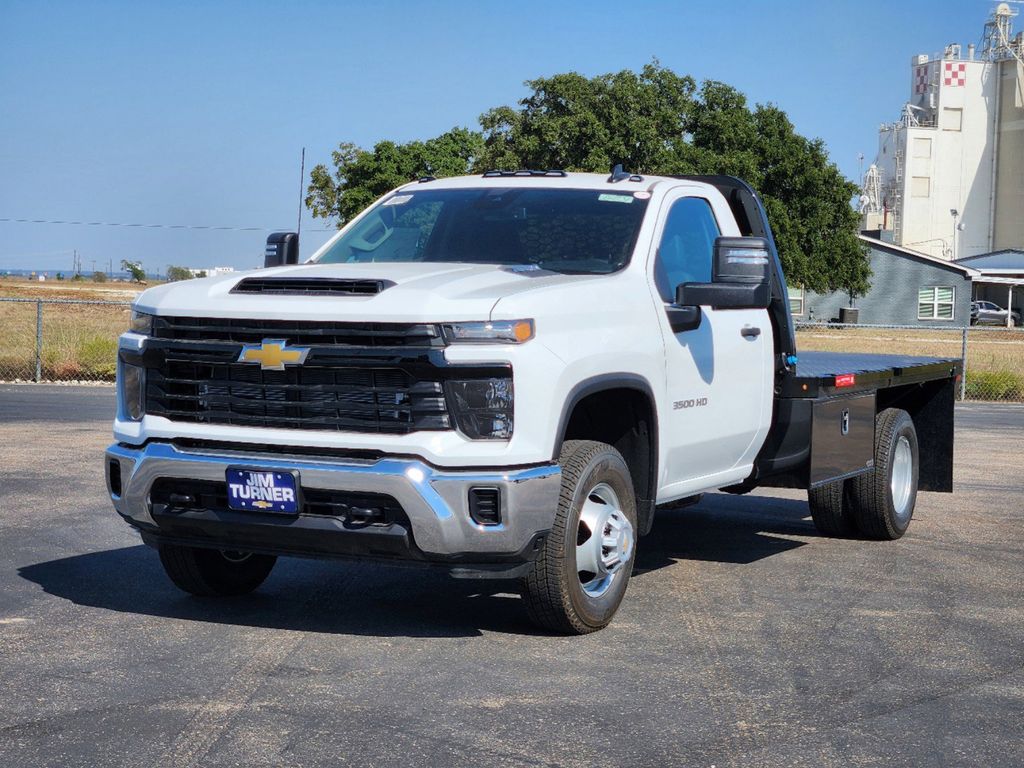 2024 Chevrolet Silverado 3500HD Work Truck 2