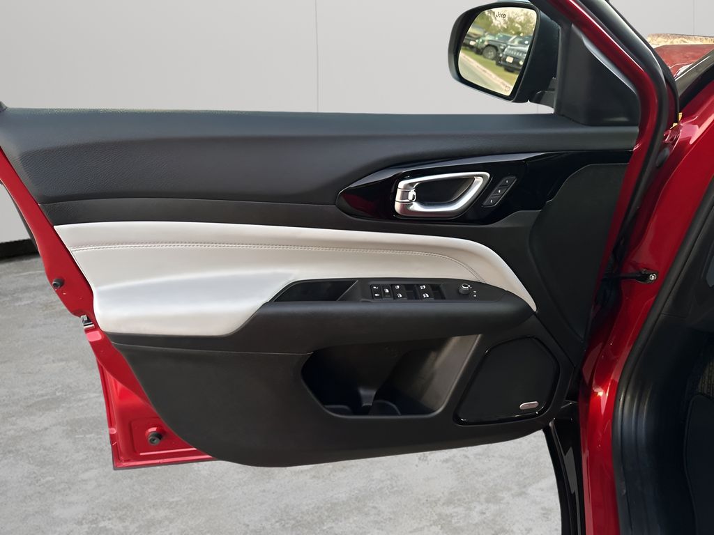 Used Car 2025 Jeep Compass  Limited For Sale Under $25,000 In Austin, Texas