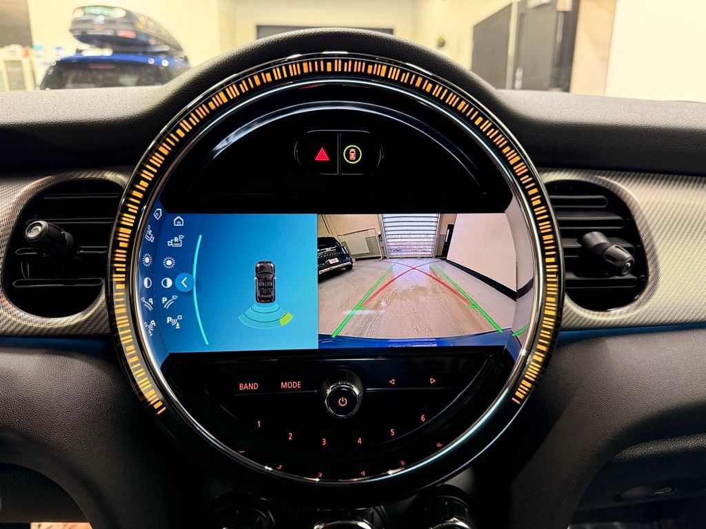 Thumbnail: 2024 MINI Cooper Convertible - 17