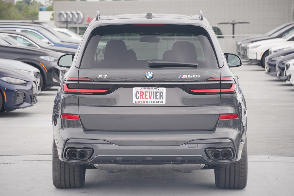 2025 BMW X7 M60i 6