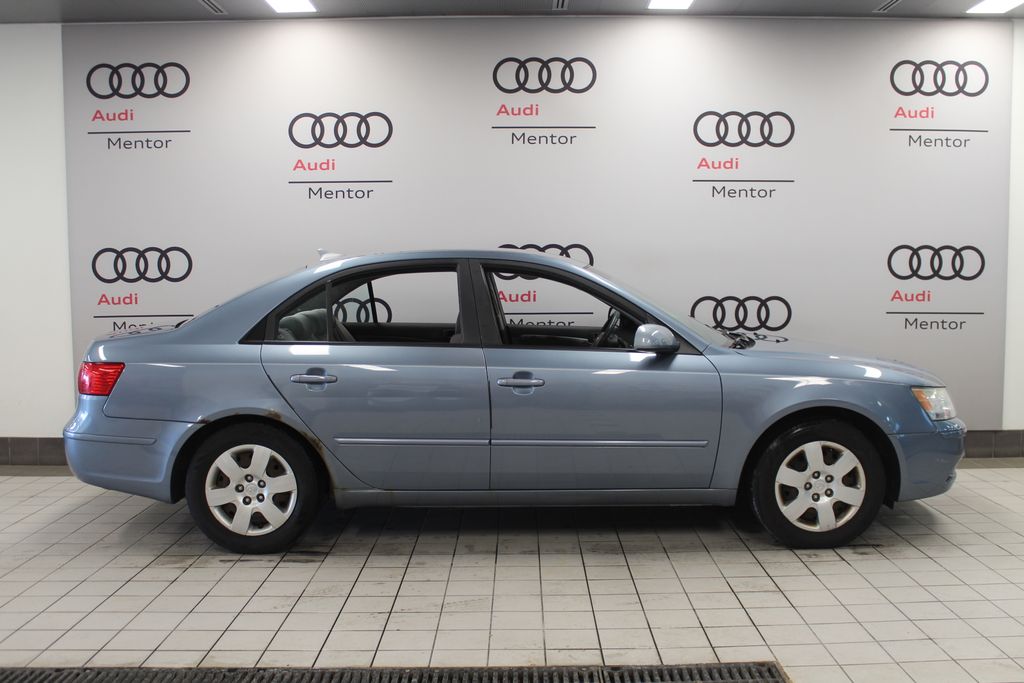 Thumbnail: 2010 Hyundai Sonata - 7