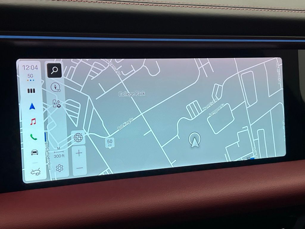 Thumbnail: 2026 Porsche Macan - 13