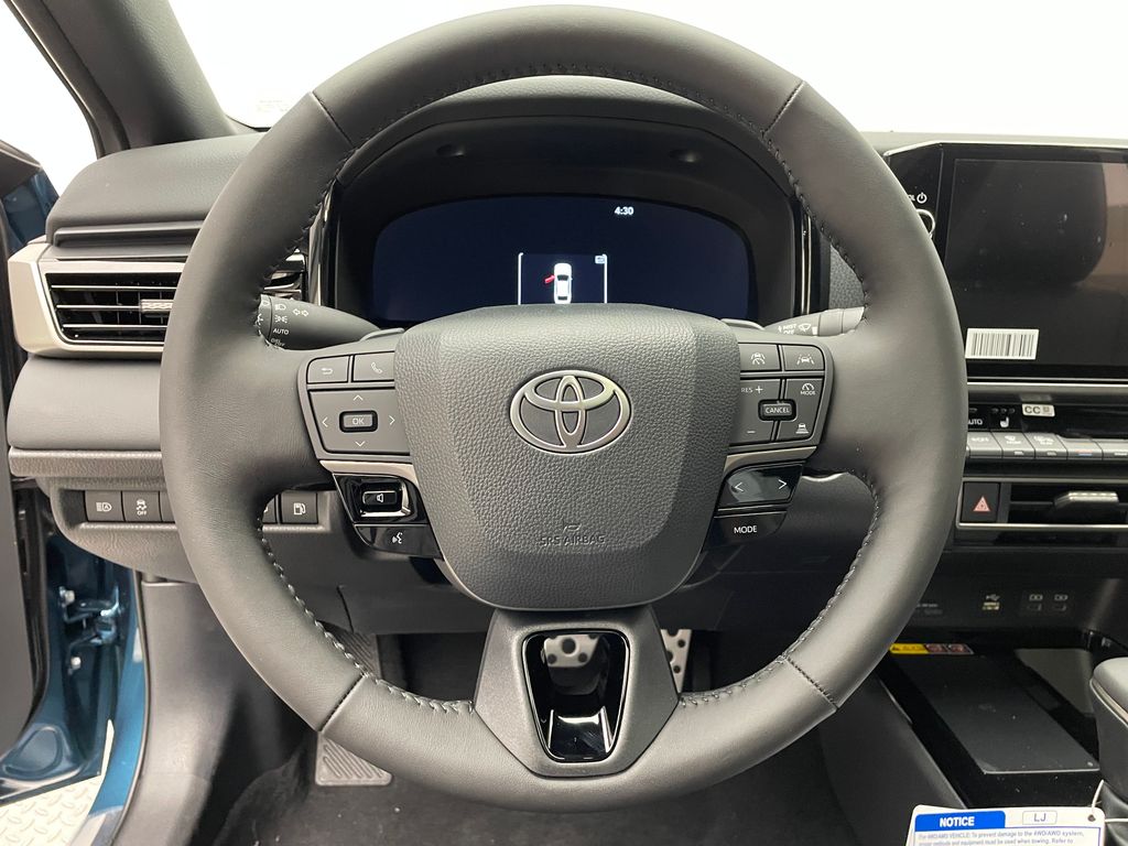 Thumbnail: 2025 Toyota Camry - 21