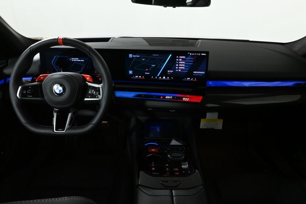 Thumbnail: 2026 BMW M5 - 18