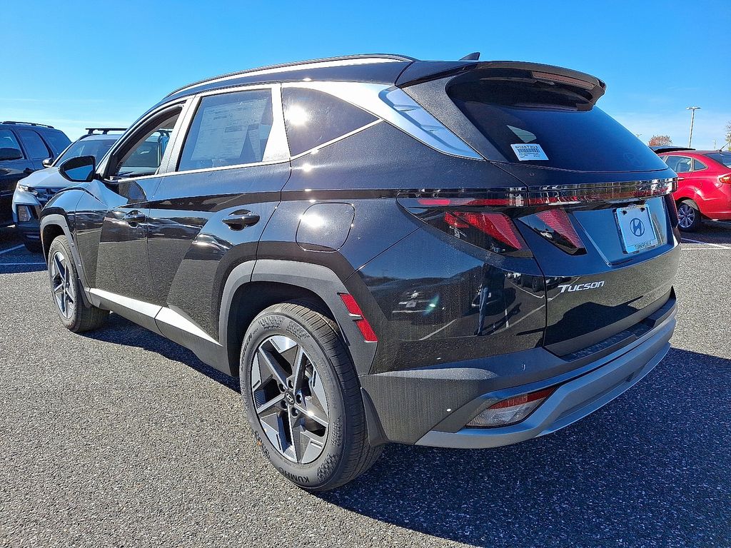 Thumbnail: 2025 Hyundai Tucson - 4