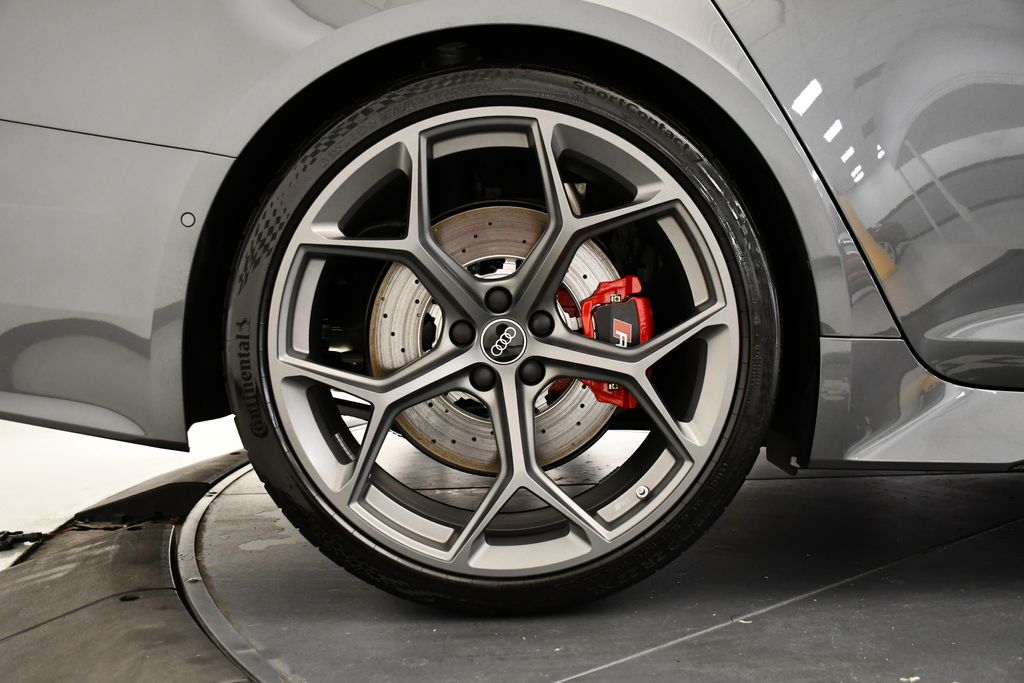 Thumbnail: 2026 Audi RS 6 - 14