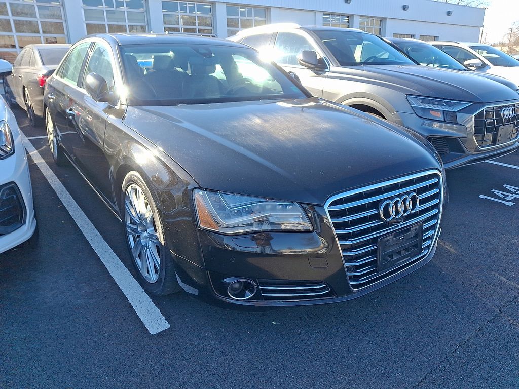 Thumbnail: 2014 Audi A8 - 3
