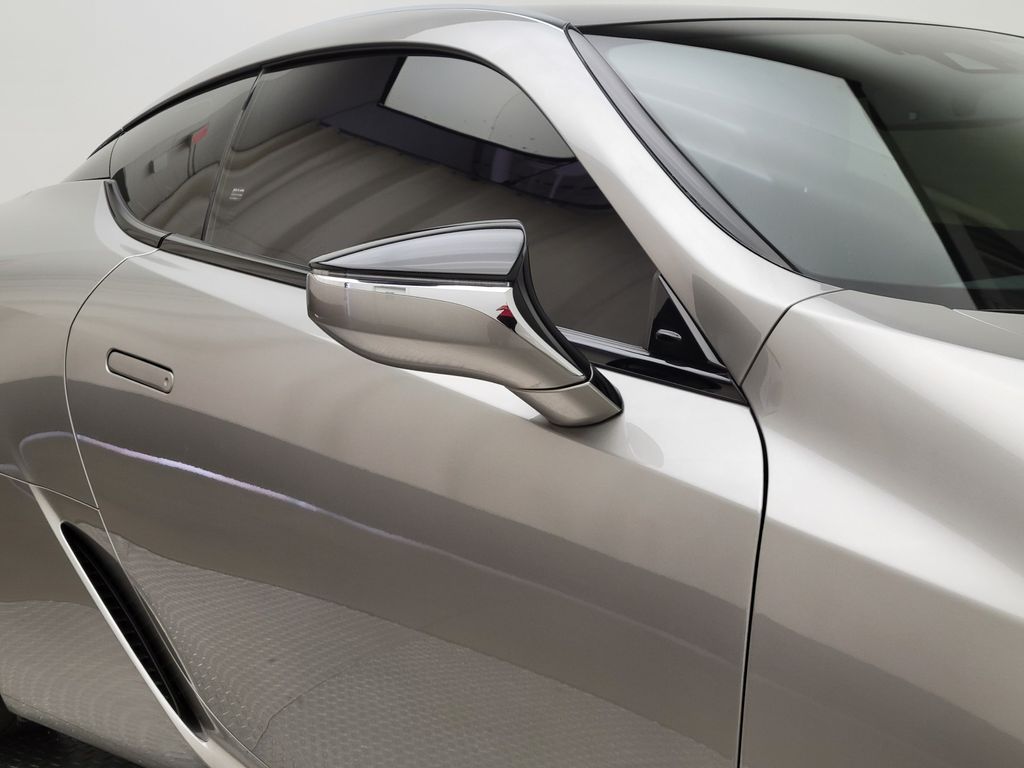 Thumbnail: 2021 Lexus LC - 11