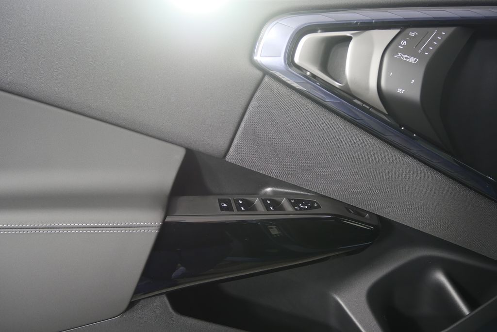 Thumbnail: 2026 BMW X3 - 8