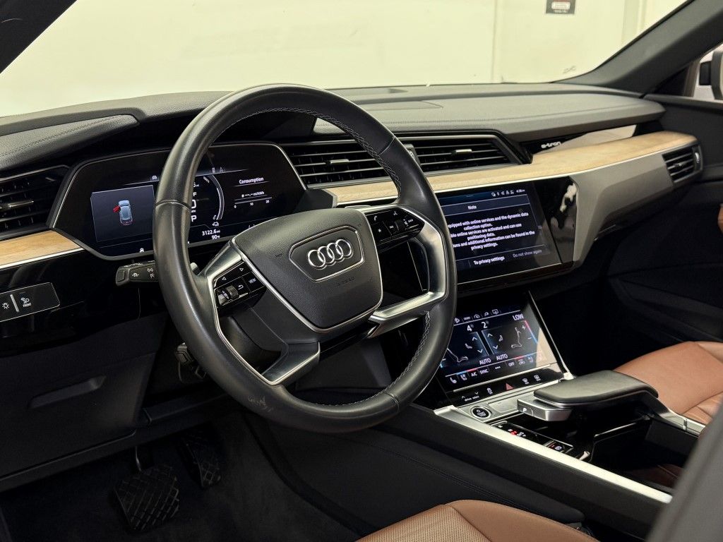 2024 Audi Q8 e-tron Premium Plus 22