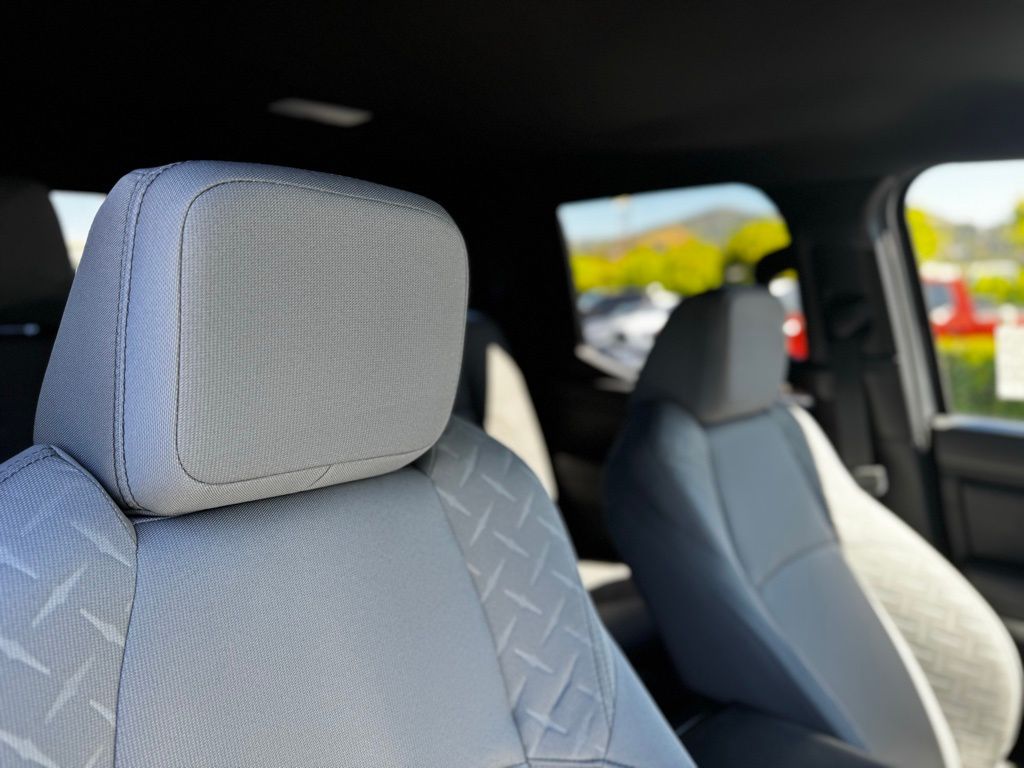2025 Toyota Tacoma SR5 Double Cab photo 21