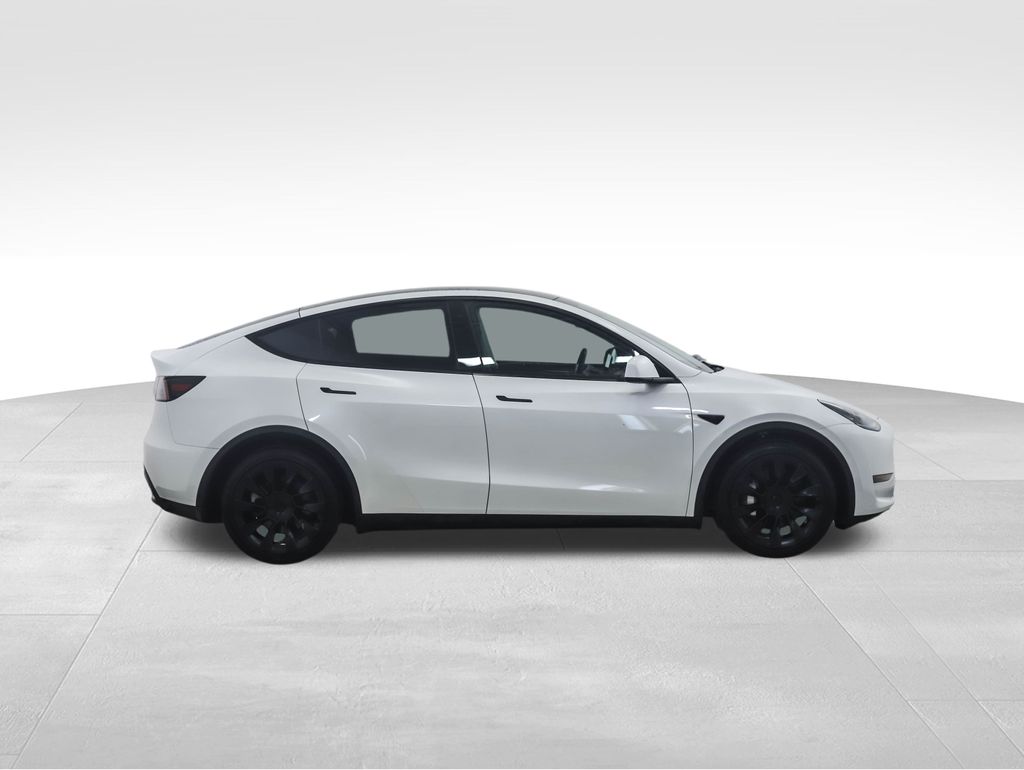 Thumbnail: 2023 Tesla Model Y - 6