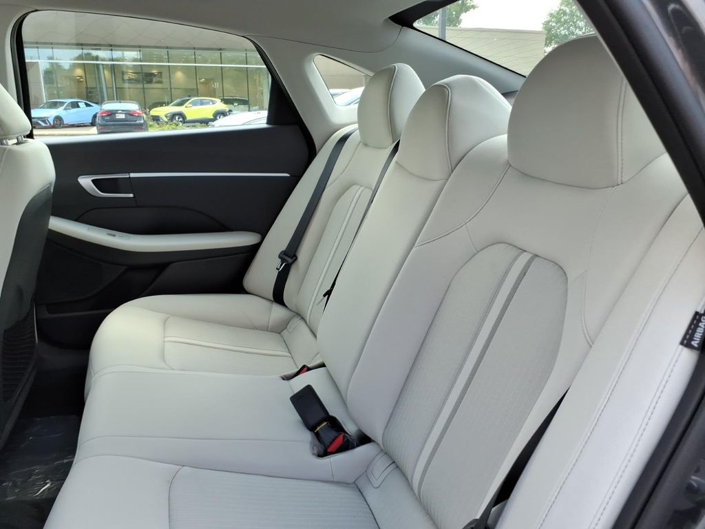 New 2026 Hyundai Sonata Hybrid Sedan
