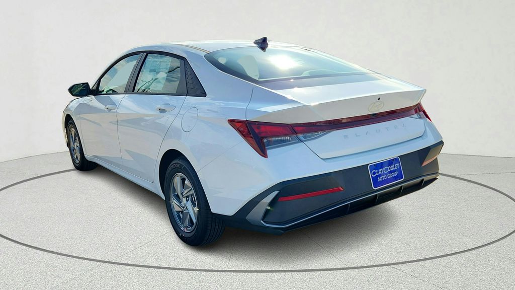 2026 Hyundai Elantra