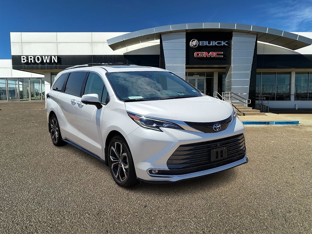 2025 Toyota Sienna Platinum - 0