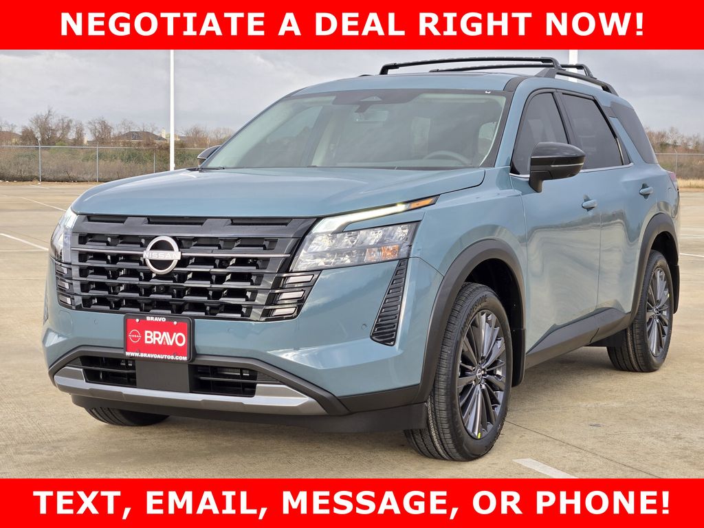 2026 Nissan Pathfinder SL