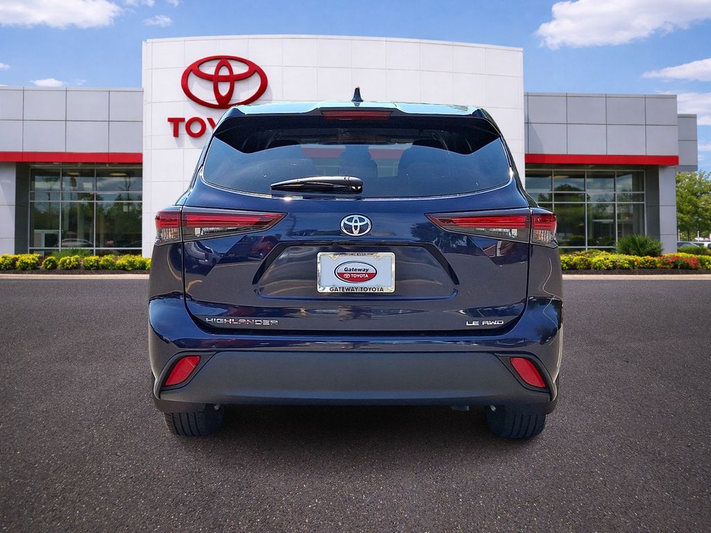 Thumbnail: 2025 Toyota Highlander - 6