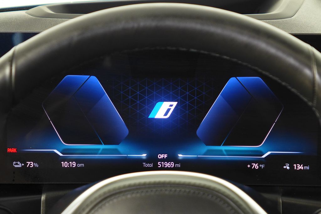 Thumbnail: 2024 BMW i4 - 28
