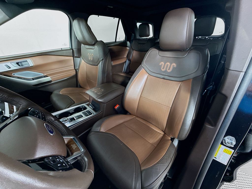 Thumbnail: 2021 Ford Explorer - 21