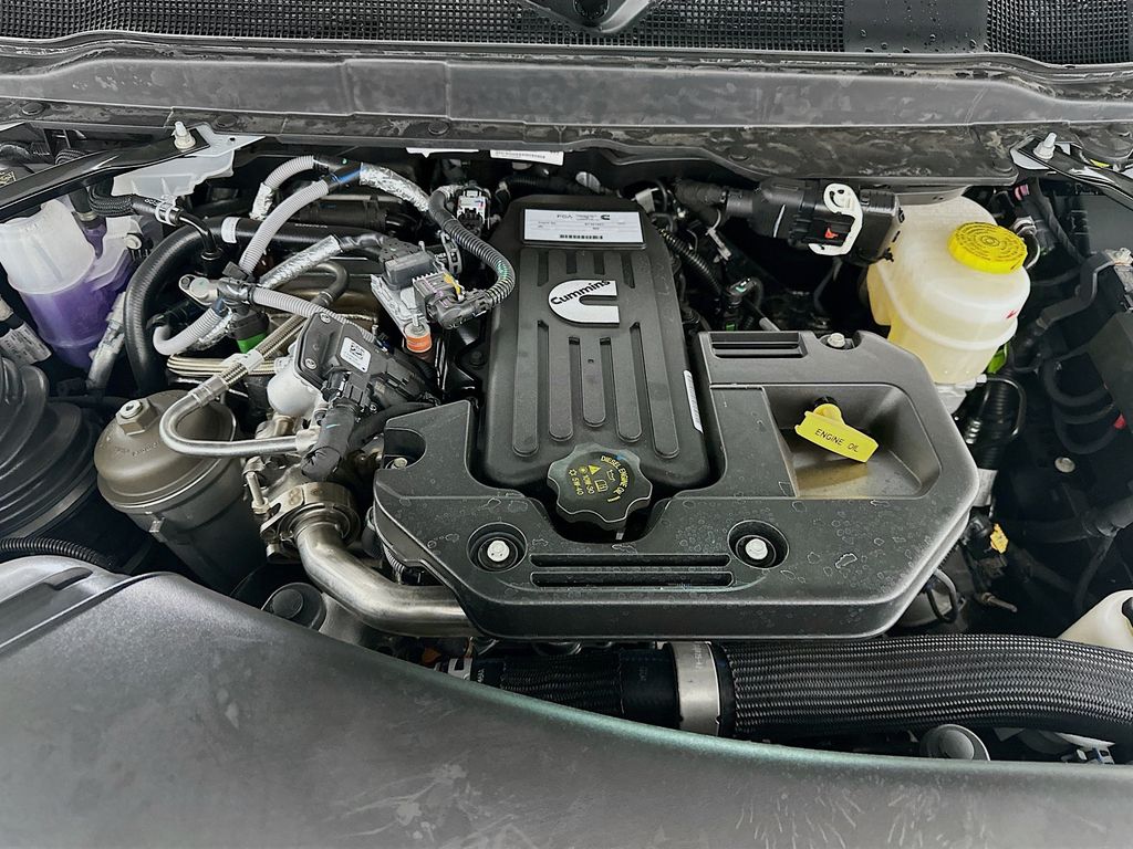 New 2026 White Ram Limited 14in Dually image 18