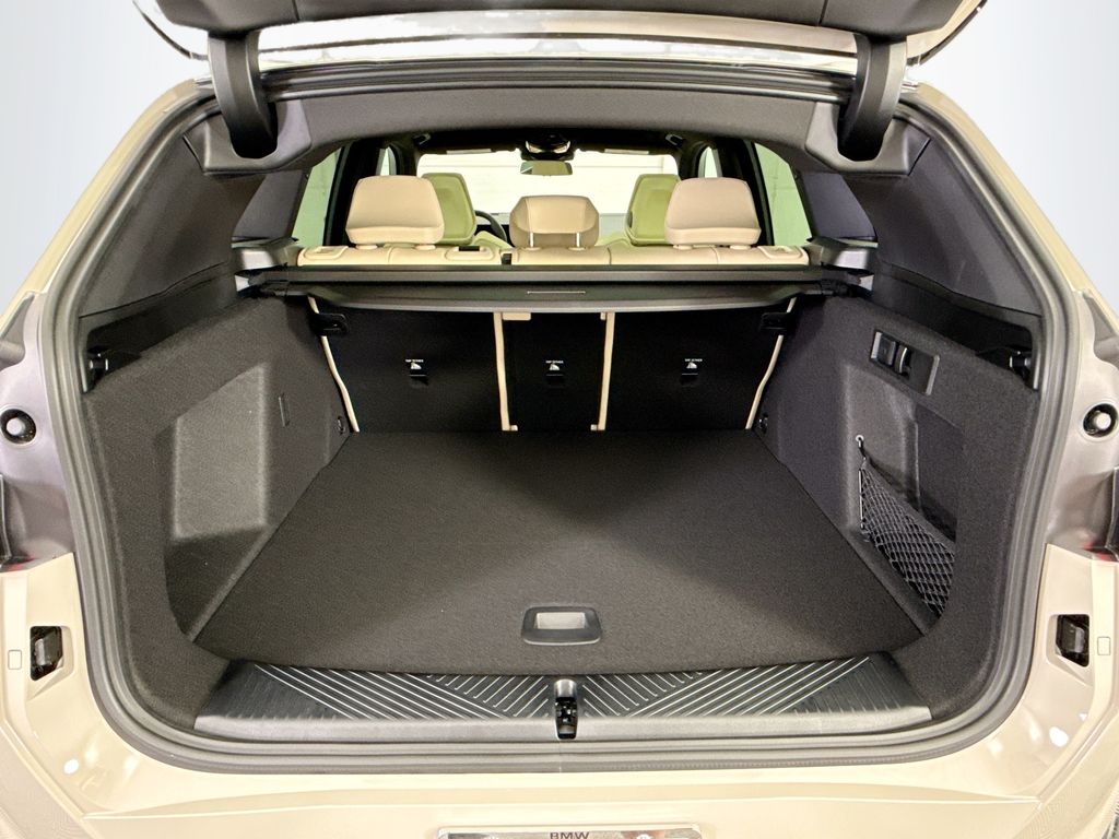 Thumbnail: 2026 BMW X3 - 27