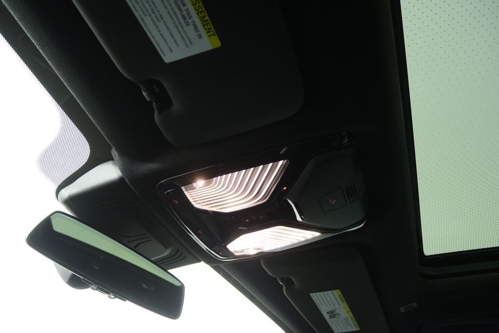 Thumbnail: 2022 BMW X5 - 24