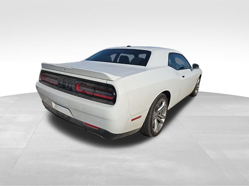 2021 Dodge Challenger R/T photo 6