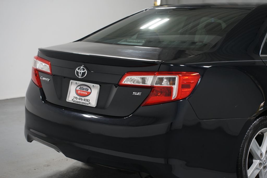 Thumbnail: 2014 Toyota Camry - 9