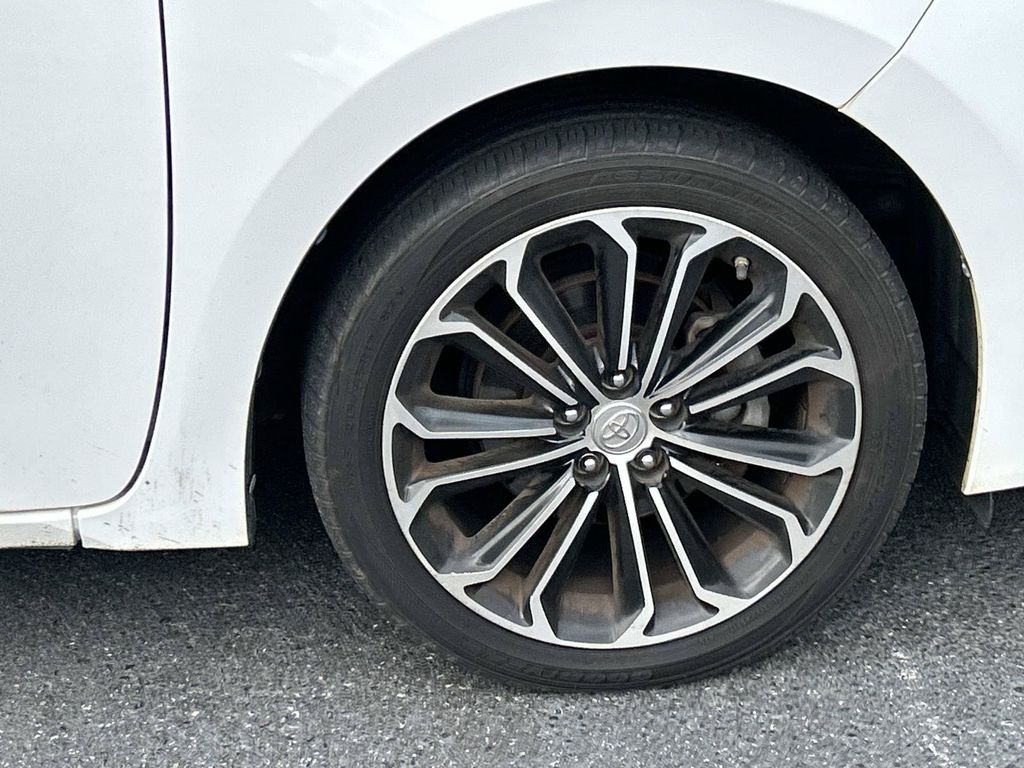 Used 2016 White Toyota S Premium image 8