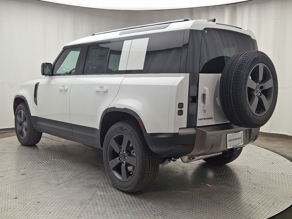 Thumbnail: 2026 Land Rover Defender - 4