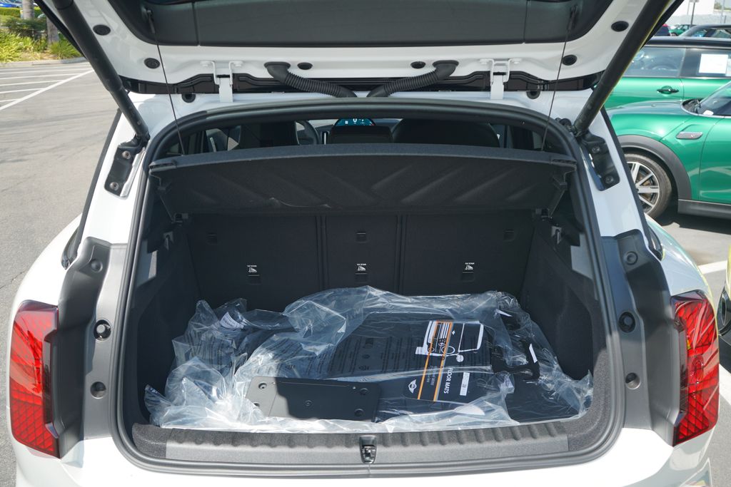 Thumbnail: 2026 MINI Cooper Countryman - 11