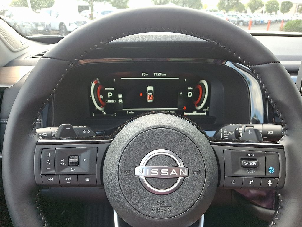 Thumbnail: 2025 Nissan Pathfinder - 10