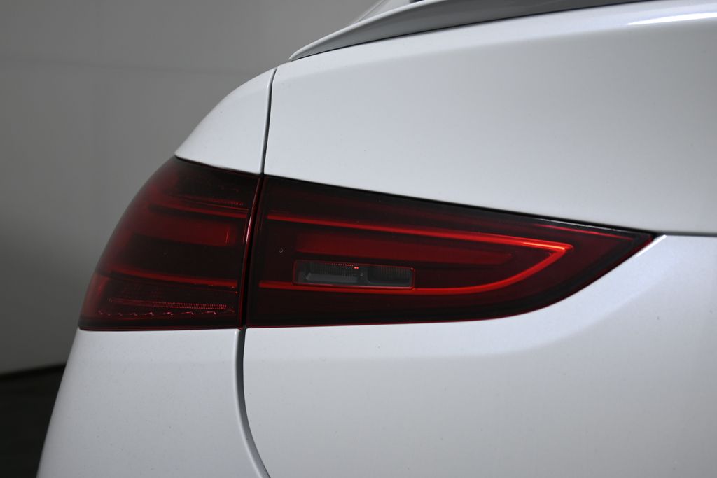 Thumbnail: 2026 Mercedes-Benz GLE - 12