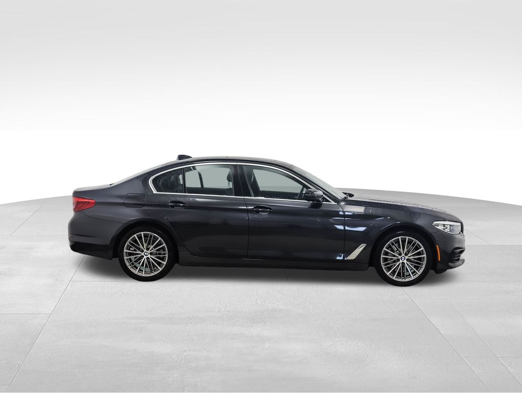 Thumbnail: 2019 BMW 5 Series - 6