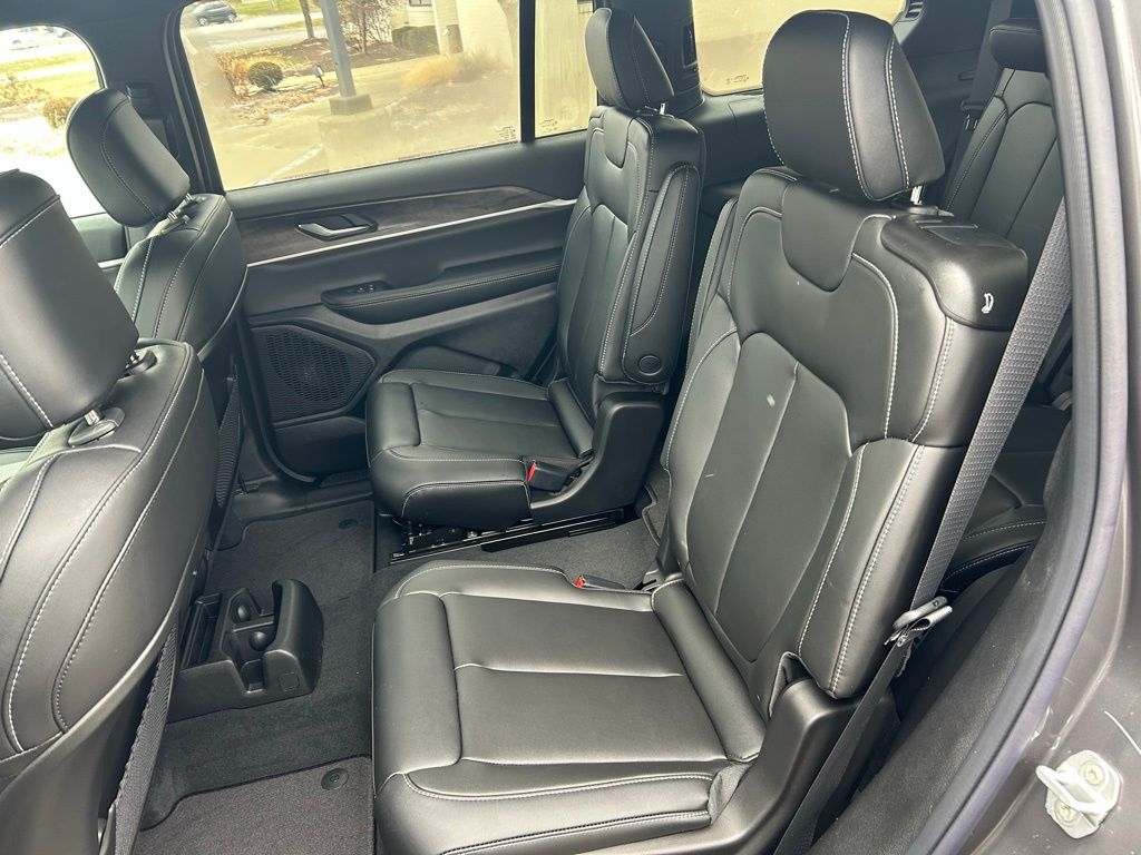 new 2025 Jeep Grand Cherokee L car, priced at $48,220