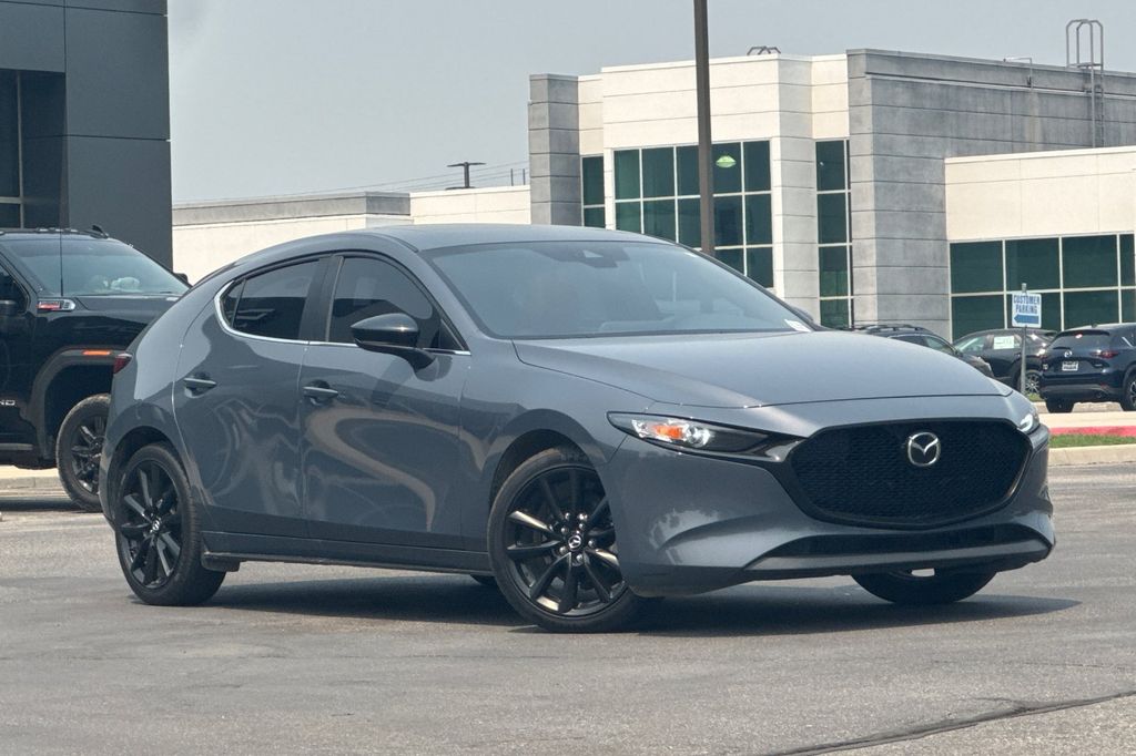 2022 Mazda MAZDA3 Carbon Edition Hatchback FWD