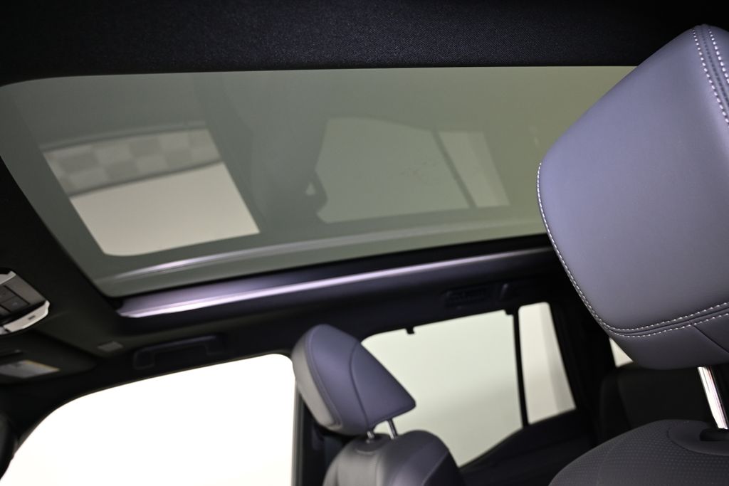 Thumbnail: 2025 Lexus GX - 20