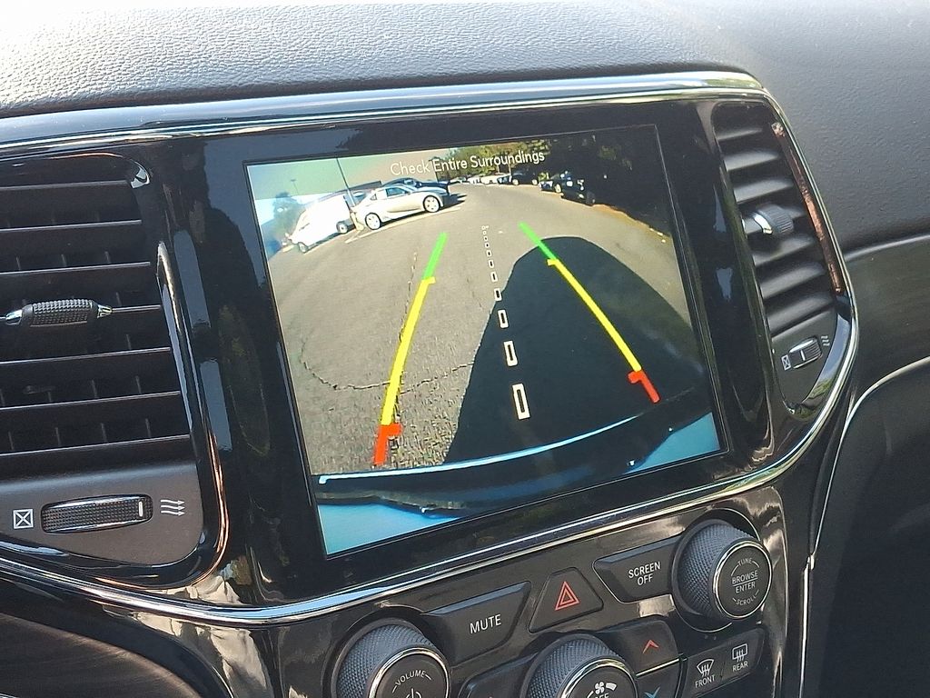 Thumbnail: 2019 Jeep Grand Cherokee - 18