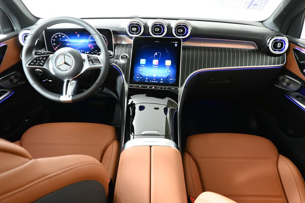 2025 Mercedes-Benz GLC 300 4