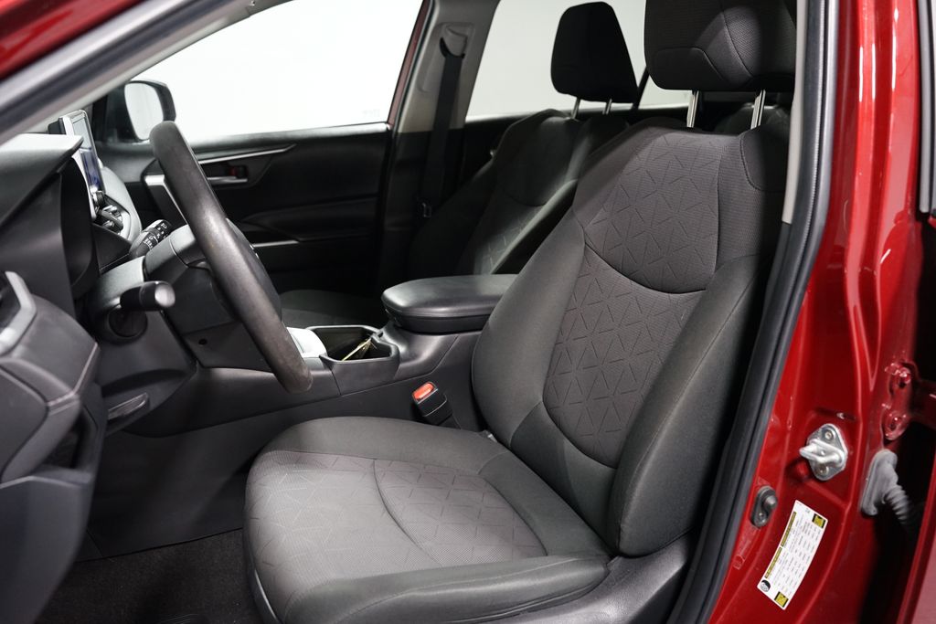 Thumbnail: 2023 Toyota RAV4 - 6