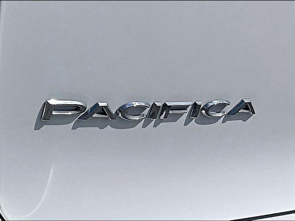 2023 Chrysler Pacifica — photo 29