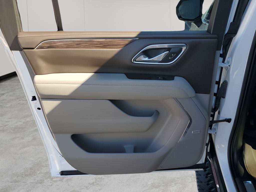 Used Car 2021 Chevrolet Suburban  Z71 For Sale Under $60,000 In Austin, Texas