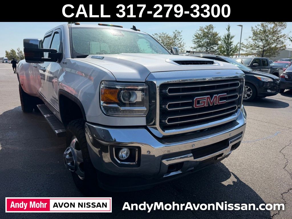 White Frost Tricoat 2018 GMC Sierra 3500HD Pickup Truck Four-Wheel Drive 6-Speed Automatic