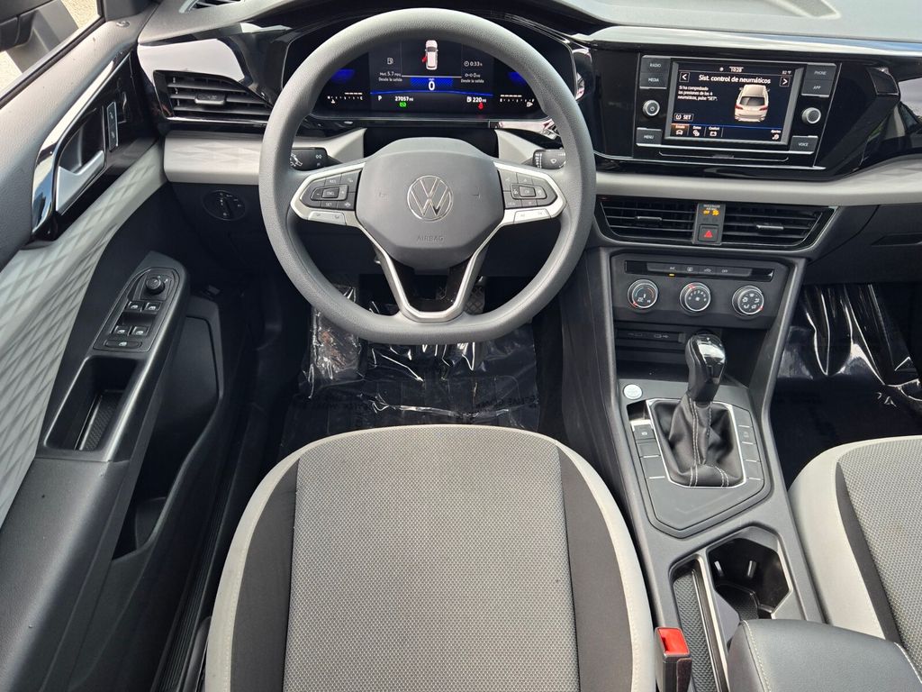 2022 Volkswagen Taos - $16,500