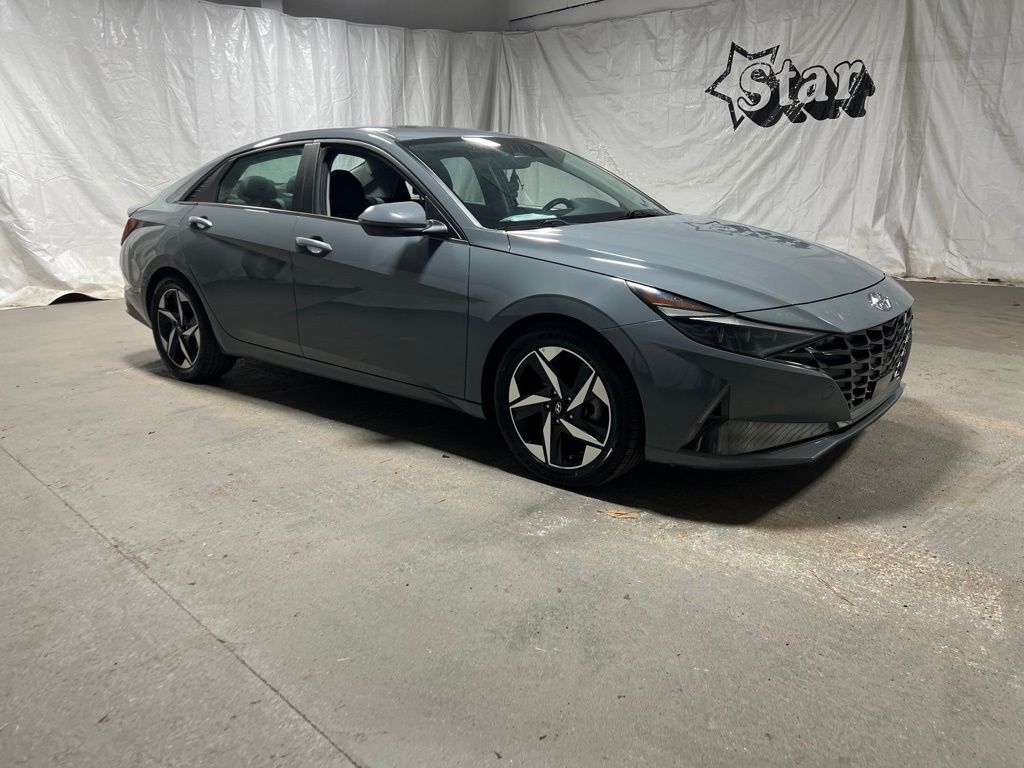 2021 Hyundai Elantra Limited FWD