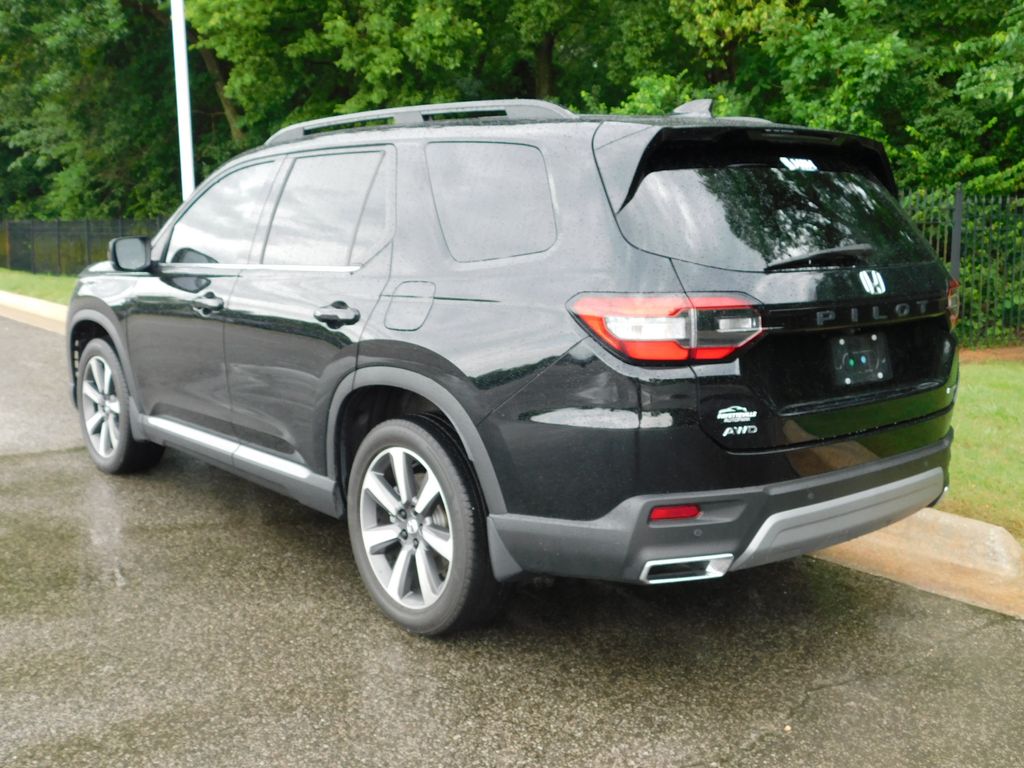 Thumbnail: 2023 Honda Pilot - 10