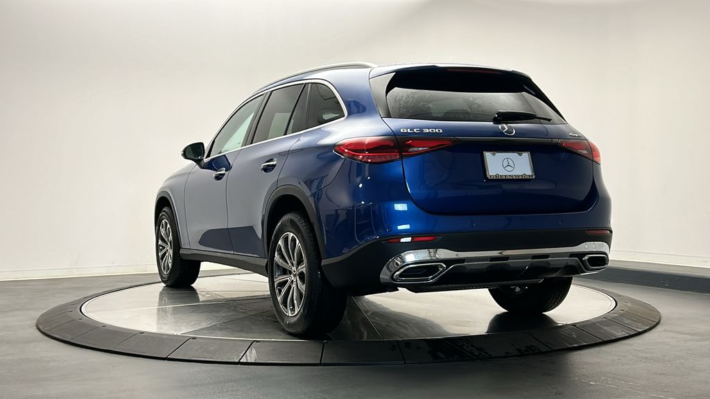 2025 Mercedes-Benz GLC 300 6