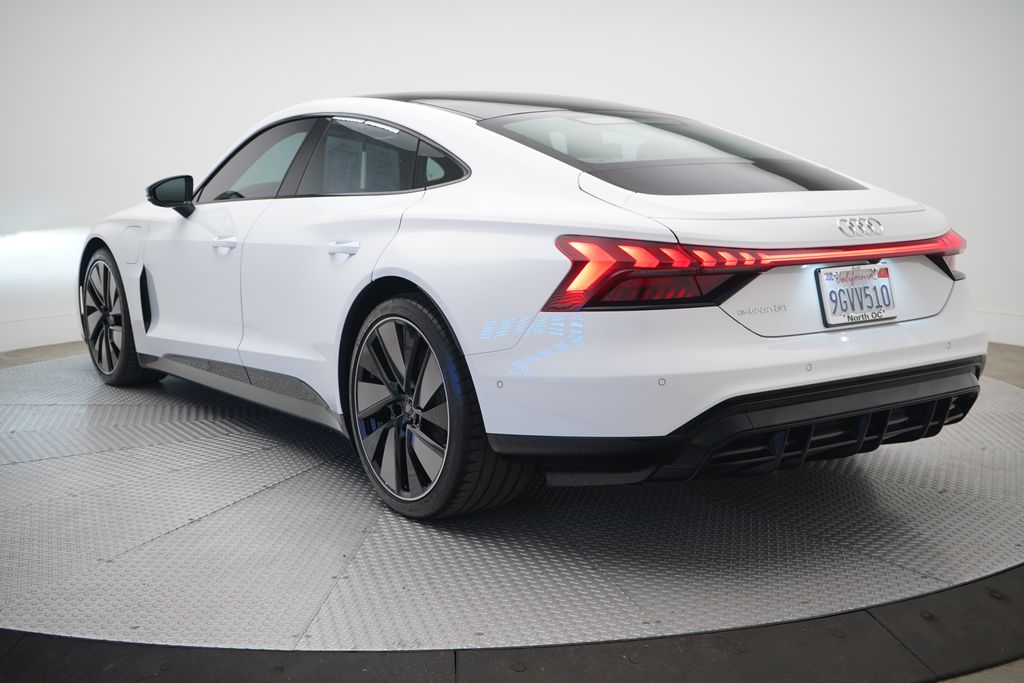 Thumbnail: 2023 Audi e-tron GT - 3