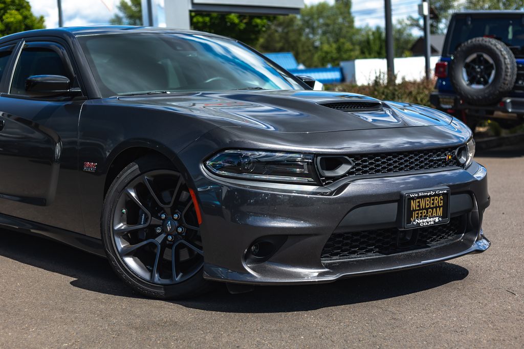 2023 Dodge Charger R/T Scat Pack thumbnail 3